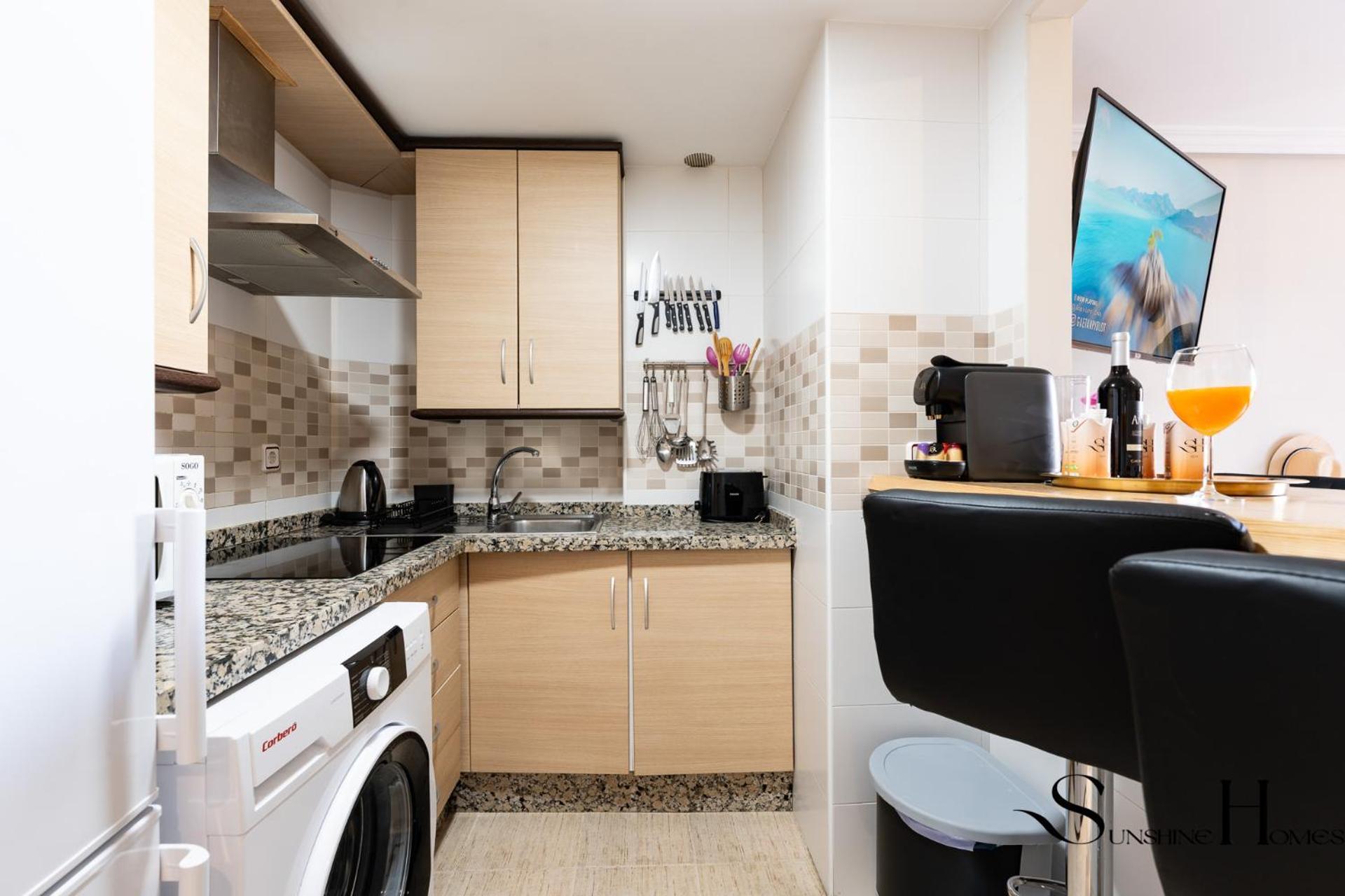 Cozy 2 Bedroom Duplex, Parking, Terrace, Office, Pool! * Torremolinos